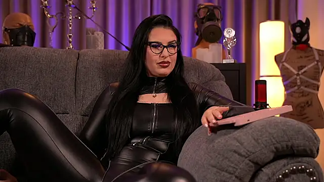 kelly kent online show from December 2024 09:54:01 PM