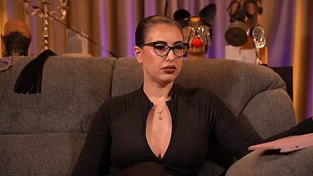 kelly kent online show from December 2025 11:33:02 PM