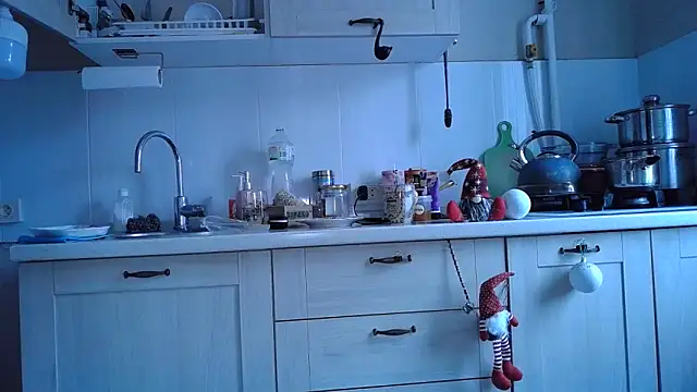 LediLedaxx online show from December 2025 09:16:02 AM