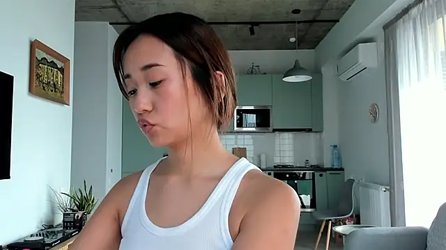 julias tapes online show from December 2024 08:58:01 AM