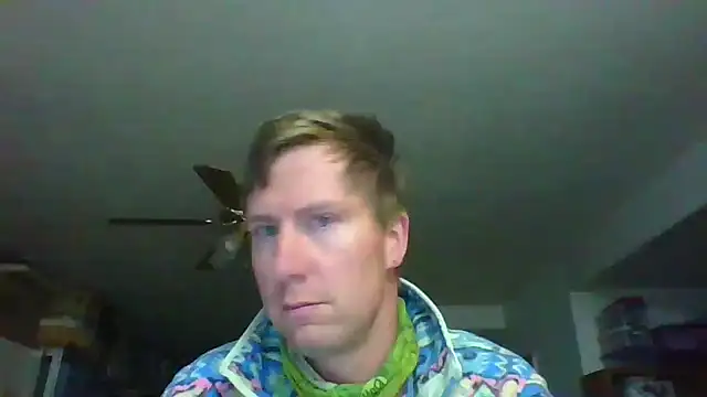 Snapshot of MormonPineapples chatting on December 2024 10:14:02 PM MormonPineapples online show from December 2024 10:14:02 PM