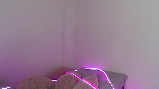 Snapshot of SweetSofty chatting on November 2025 09:59:01 PM SweetSofty online show from November 2025 09:59:01 PM