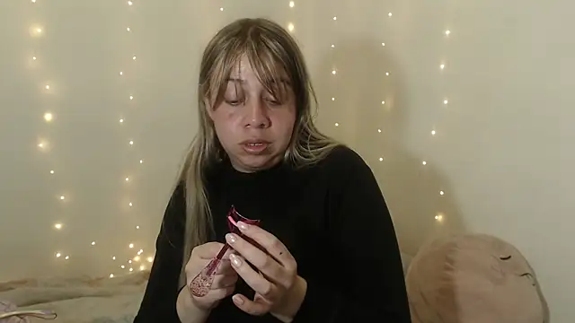 SweetSofty online show from February 2026 10:07:01 PM