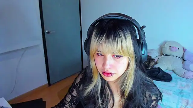 Snapshot of Akane-Mou chatting on January 2025 08:52:01 AM Akane-Mou online show from January 2025 08:52:01 AM