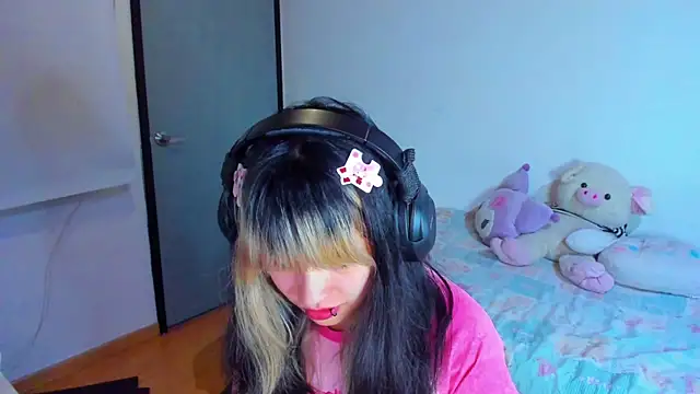 Snapshot of Akane-Mou chatting on January 2025 04:59:01 AM Akane-Mou online show from January 2025 04:59:01 AM