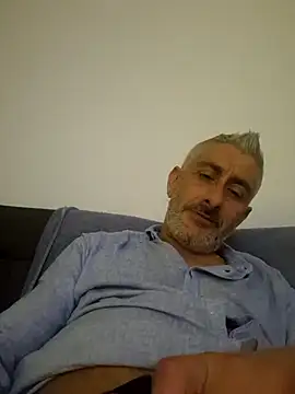 Snapshot of cuci45 chatting on October 2025 11:59:02 PM cuci45 online show from October 2025 11:59:02 PM