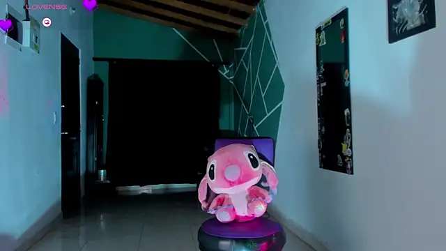 Snapshot of ink_demonxxx chatting on March 2025 03:29:02 AM ink demonxxx online show from March 2025 03:29:02 AM