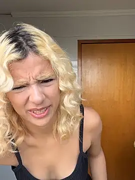 jujubinhahot online show from March 2026 01:37:01 PM