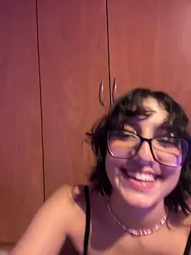 Snapshot of aurora_xoxo chatting on December 2024 04:45:02 AM aurora xoxo online show from December 2024 04:45:02 AM