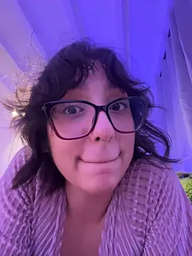 Snapshot of aurora_xoxo chatting on December 2024 07:45:02 AM aurora xoxo online show from December 2024 07:45:02 AM