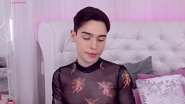 Snapshot of RobbyCharming chatting on March 2025 02:08:01 AM RobbyCharming online show from March 2025 02:08:01 AM