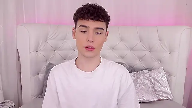 Snapshot of RobbyCharming chatting on September 2025 03:50:01 AM RobbyCharming online show from September 2025 03:50:01 AM