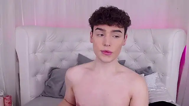 Snapshot of RobbyCharming chatting on October 2025 03:42:02 AM RobbyCharming online show from October 2025 03:42:02 AM