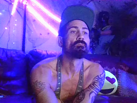 Snapshot of ItalianPapiDripDrip chatting on February 2025 10:51:02 AM ItalianPapiDripDrip online show from February 2025 10:51:02 AM