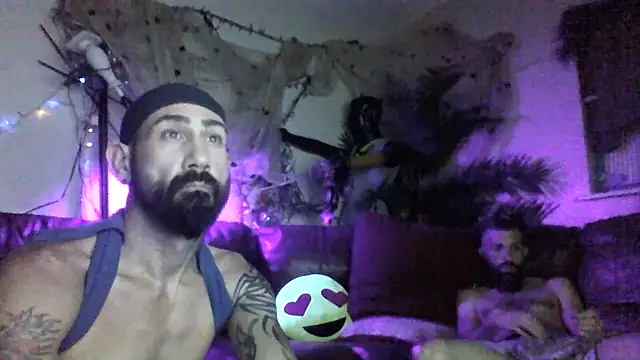 Snapshot of ItalianPapiDripDrip chatting on February 2025 01:13:02 AM ItalianPapiDripDrip online show from February 2025 01:13:02 AM