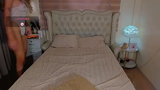 FinestGirlx online show from February 2026 11:25:02 PM