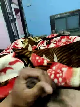 Snapshot of Deshilund9 chatting on December 2024 03:31:01 PM Deshilund9 online show from December 2024 03:31:01 PM