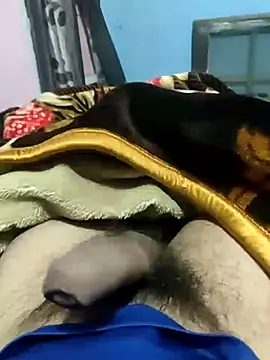 Snapshot of Deshilund9 chatting on January 2025 06:16:01 PM Deshilund9 online show from January 2025 06:16:01 PM