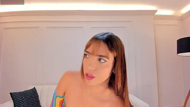 Snapshot of MariamRivera_ chatting on March 2025 11:46:01 PM MariamRivera  online show from March 2025 11:46:01 PM