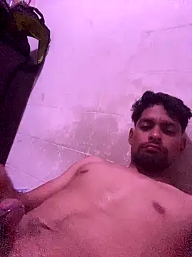 Snapshot of thegoldensexting420 chatting on October 2025 05:47:02 AM thegoldensexting420 online show from October 2025 05:47:02 AM