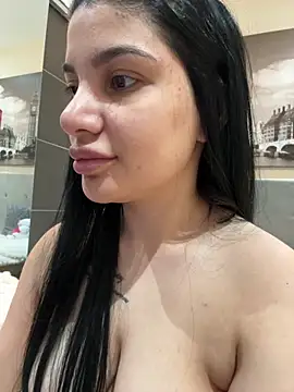 Samira30 online show from April 2026 04:15:01 PM