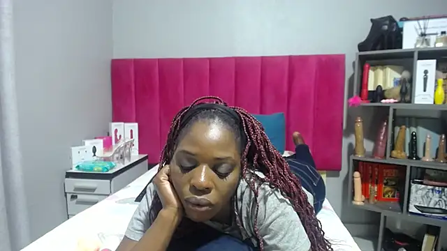 Shaniko89 online show from November 2025 06:43:01 PM