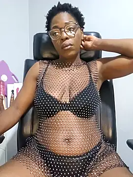 Shaniko89 online show from June 2026 10:11:01 PM