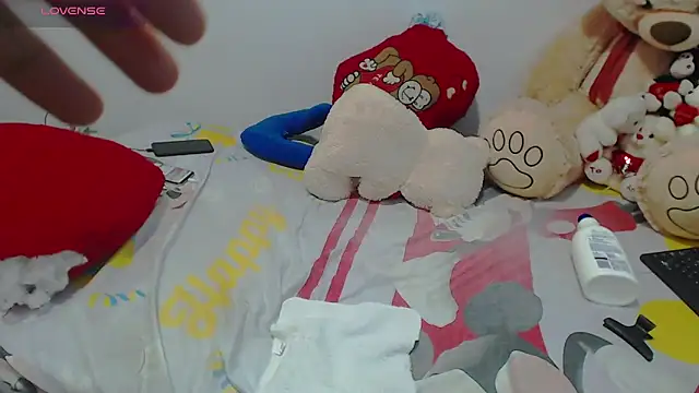 Snapshot of eliana09xx chatting on January 2025 07:29:01 PM eliana09xx online show from January 2025 07:29:01 PM