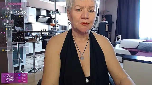 roxana brooks online show from April 2026 01:33:02 PM