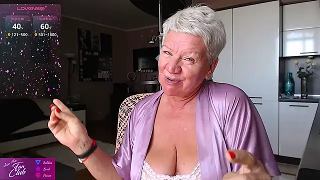 roxana brooks online show from July 2026 06:06:02 AM