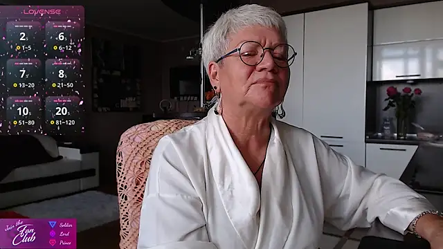 roxana brooks online show from August 2026 12:58:02 PM