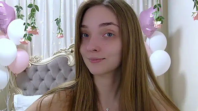Snapshot of VirginieCruz chatting on February 2025 10:31:01 PM VirginieCruz online show from February 2025 10:31:01 PM