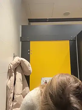 ValenciaShock online show from February 2026 06:45:02 AM