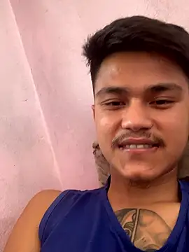 Hullax online show from April 2026 04:48:01 AM