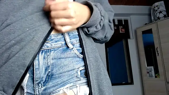 Snapshot of Nasty_019 chatting on December 2024 06:25:02 AM Nasty 019 online show from December 2024 06:25:02 AM