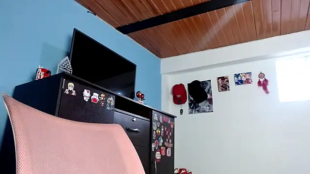 Snapshot of Nasty_019 chatting on March 2025 10:42:01 PM Nasty 019 online show from March 2025 10:42:01 PM