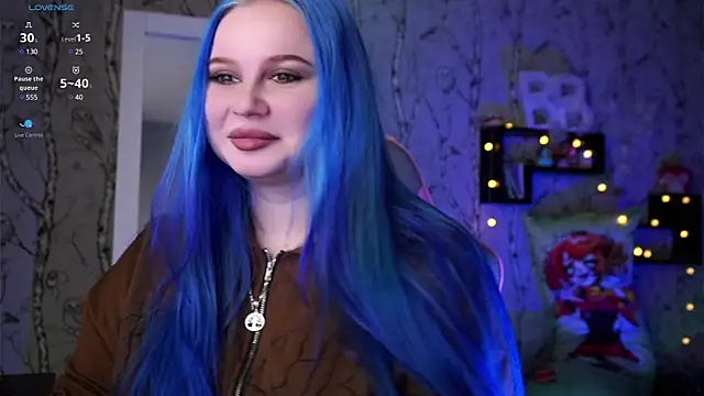 Moon Valkyrie online show from December 2024 11:07:02 AM