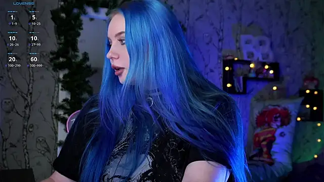 Moon Valkyrie online show from December 2024 10:38:02 AM