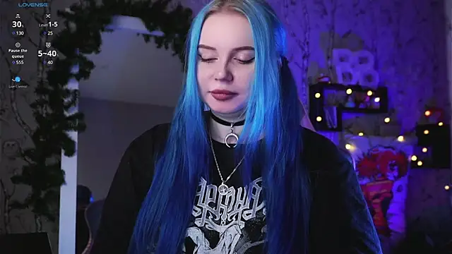 Moon Valkyrie online show from January 2025 04:45:01 AM