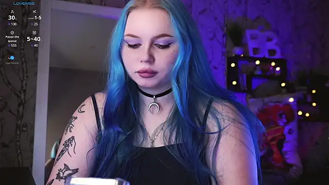 Moon Valkyrie online show from February 2025 12:14:02 PM