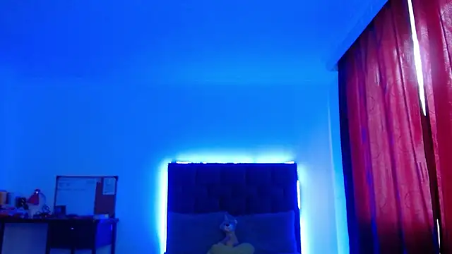 VALERY MEER online show from April 2026 12:08:02 PM