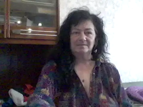 GypsiQueen2 online show from February 2025 01:02:01 PM