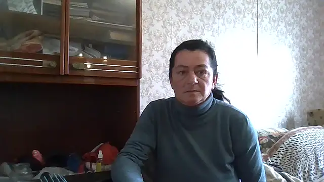 GypsiQueen2 online show from November 2025 12:06:02 PM