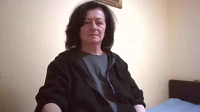 GypsiQueen2 online show from April 2026 06:54:02 PM