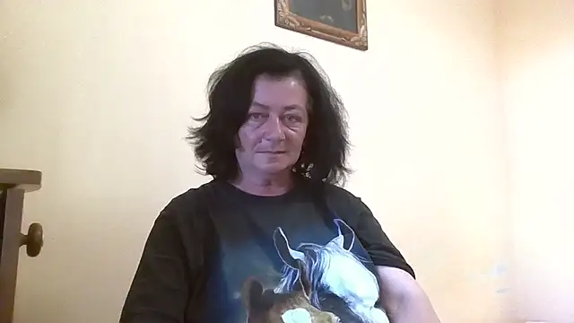 GypsiQueen2 online show from May 2026 05:21:02 PM