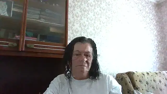 GypsiQueen2 online show from June 2026 07:25:01 AM