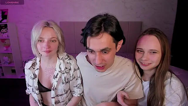 PostBabyyy online show from April 2026 02:00:02 AM