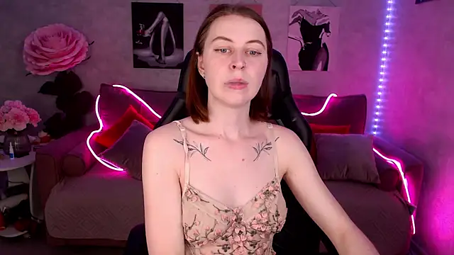 Snapshot of tiffany__burn chatting on March 2025 08:03:02 AM tiffany burn online show from March 2025 08:03:02 AM