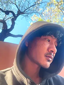 juniiorre online show from September 2025 10:31:02 AM