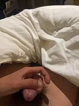 juniiorre online show from March 2026 01:11:01 AM